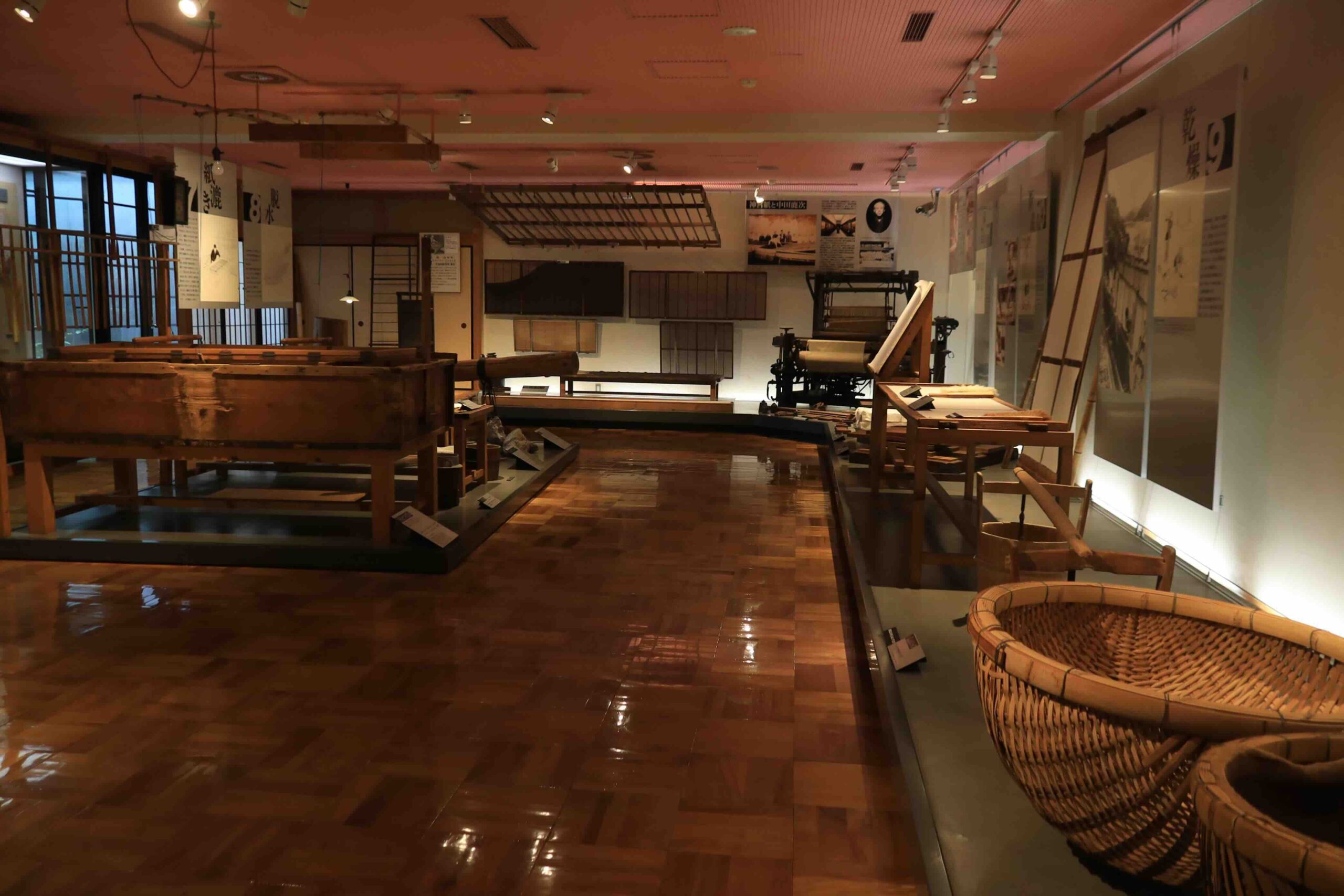 Ino Paper Museum 1000-year Washi history