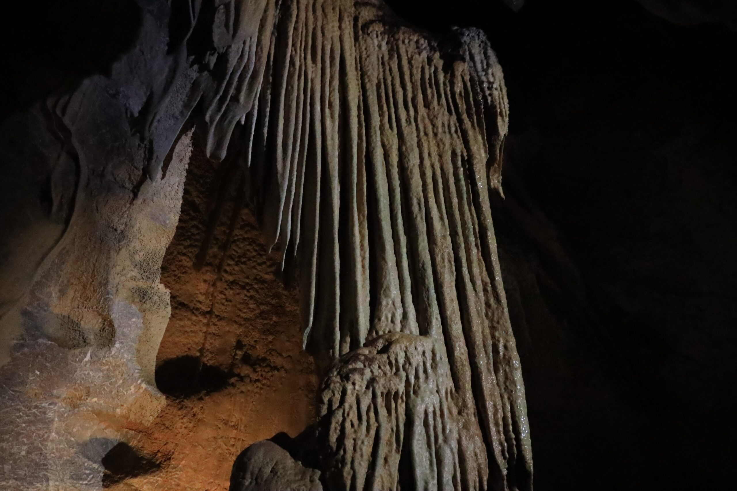 Ryugado Cave underground formations