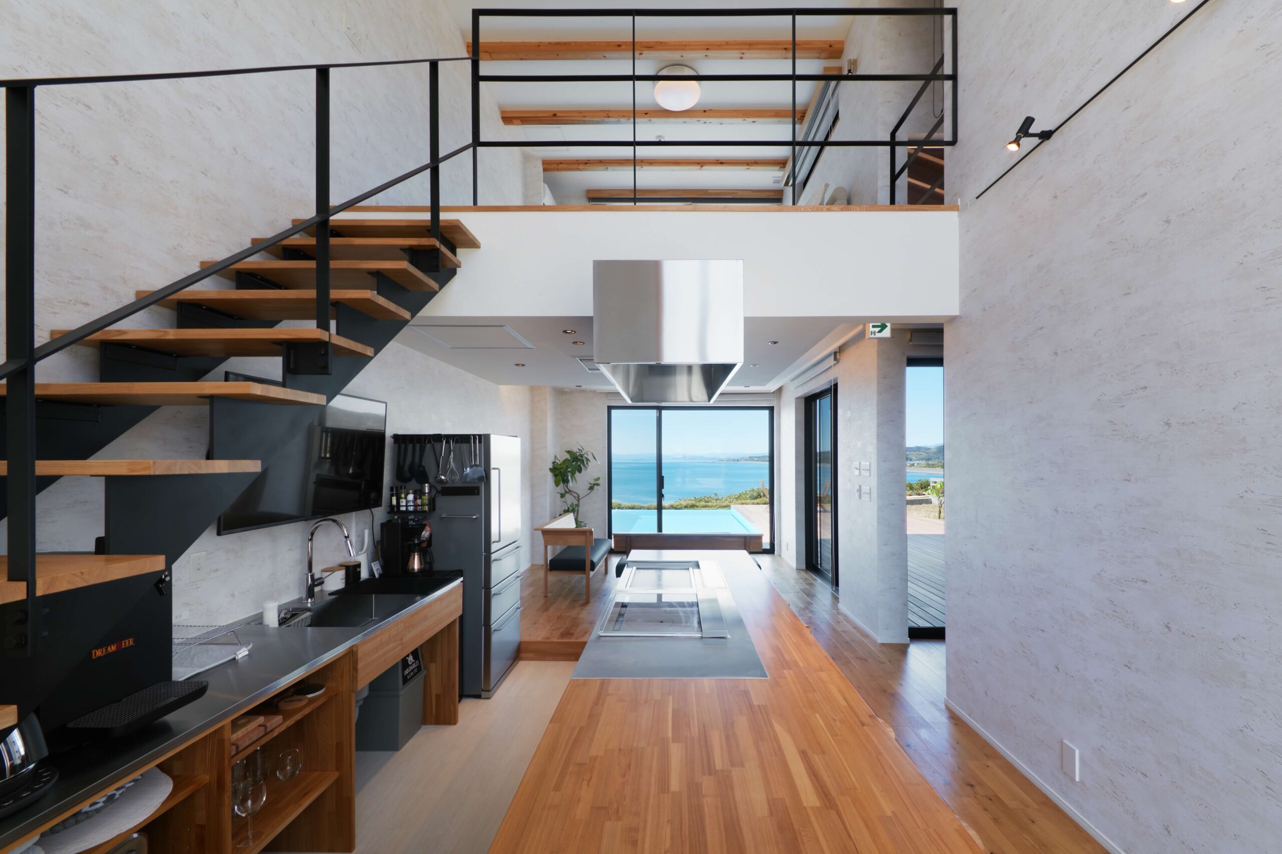 VILLA URARA THE COAST - luxurious interior