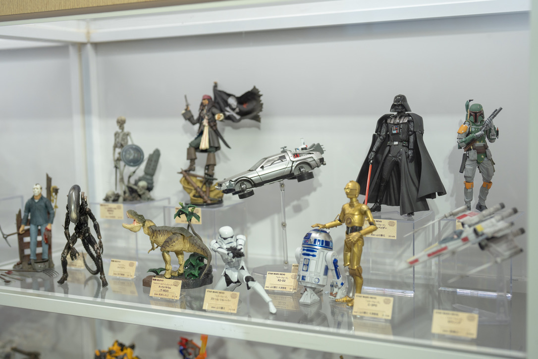 Traditional Japanese hina dolls display with ox-cart and cherry blossoms at Kaiyodo Museum