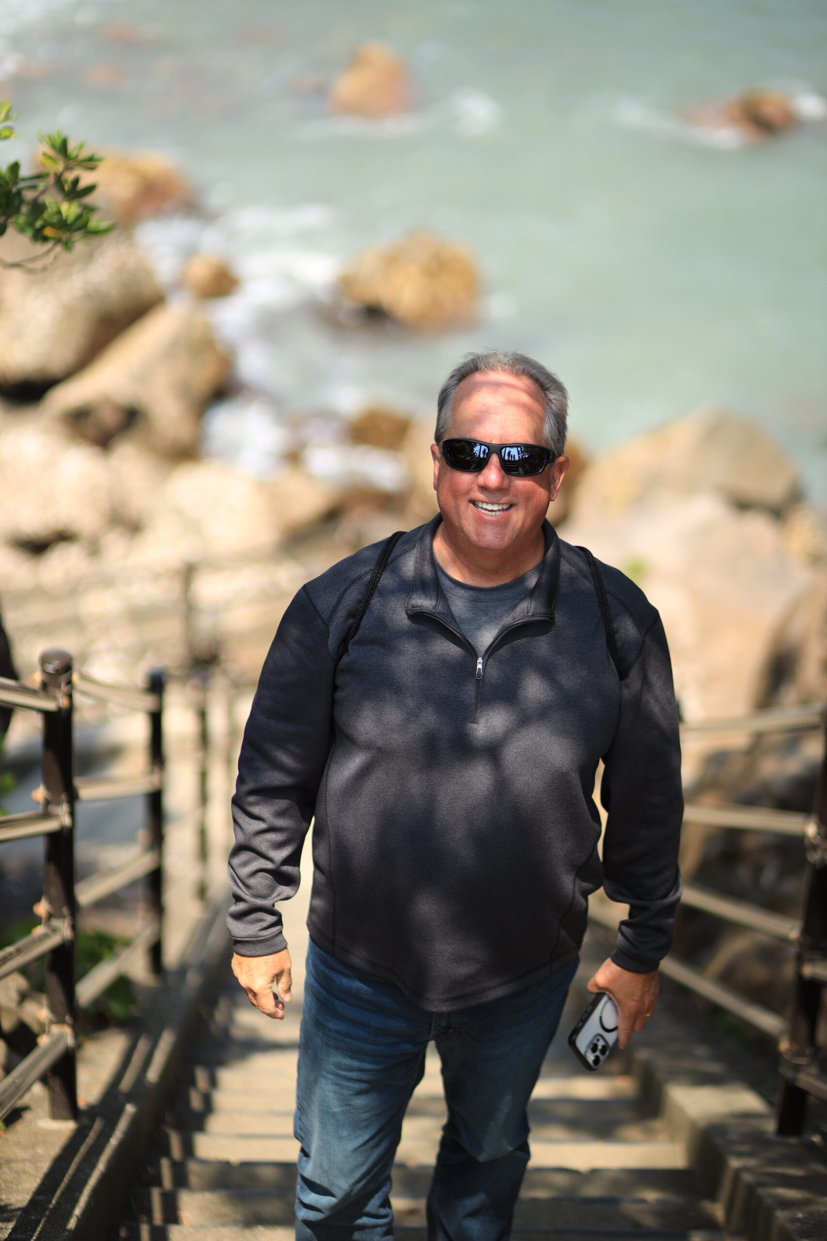Smiling visitor at the beach