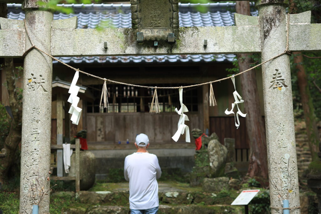 Japanese Temple and Shrine Etiquette: What Cruise Passengers Should Know