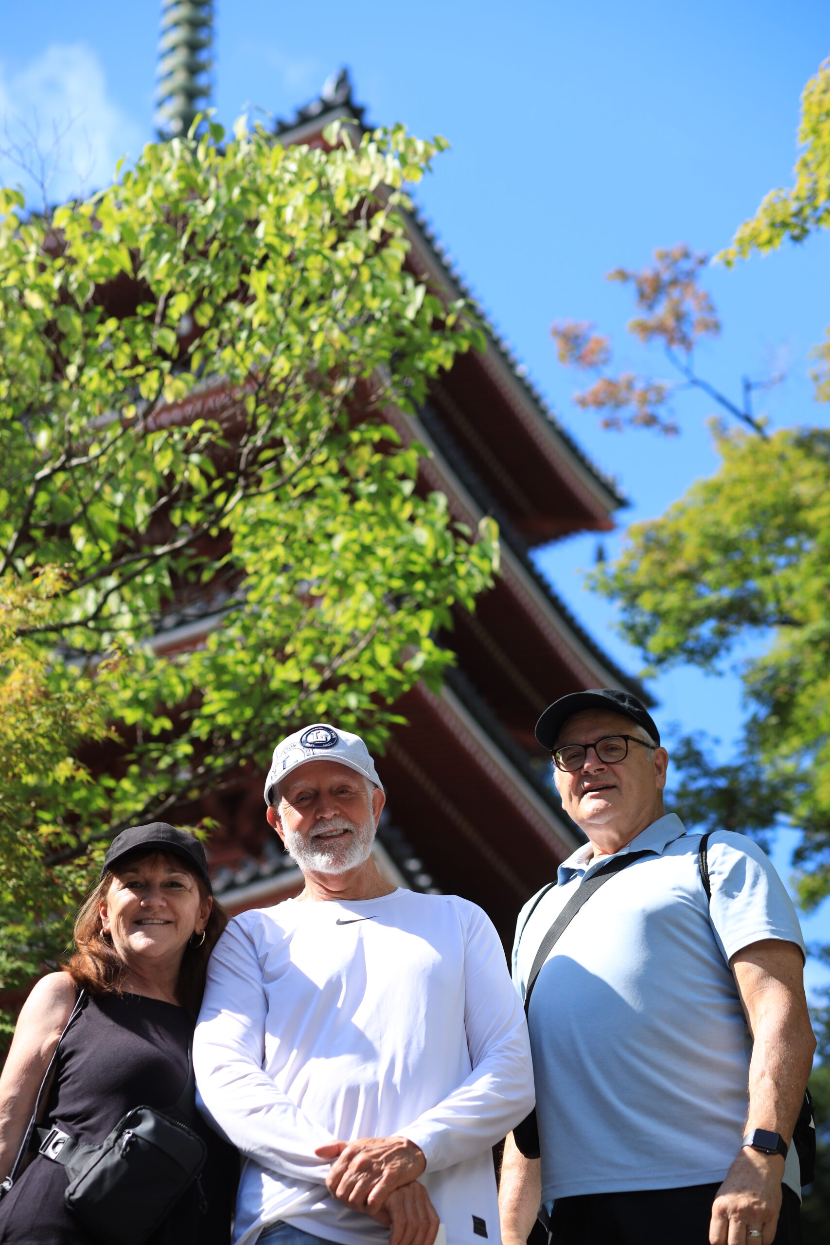 Group photo in front of Chikurinji Temple's five-story pagoda